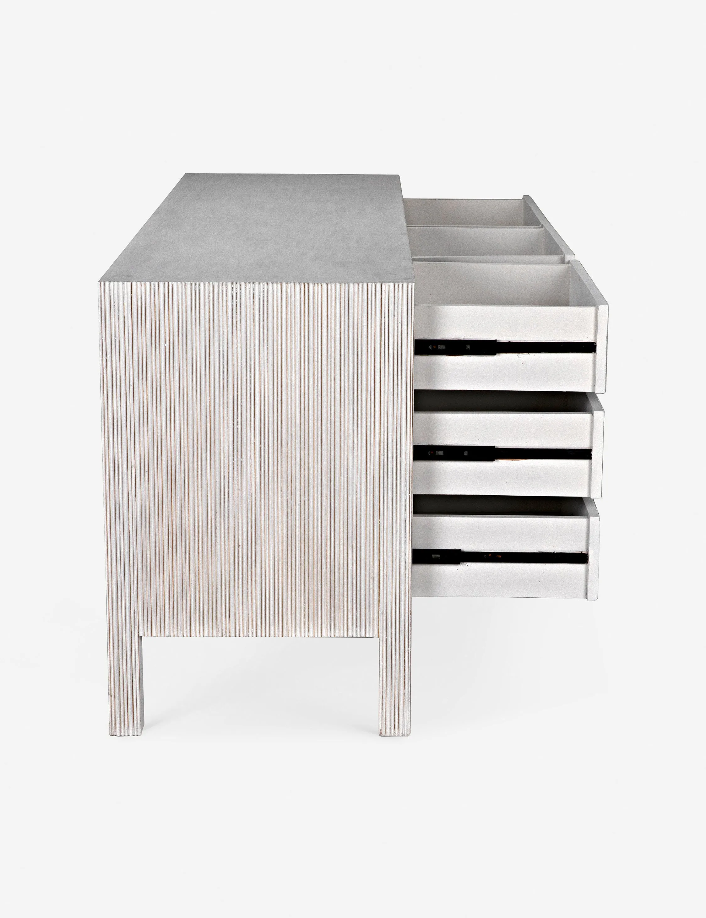 Bellinger 9-Drawer Dresser